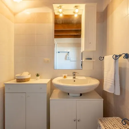 Apartamento Silence & Veranda -10 Minutes From The Beaches